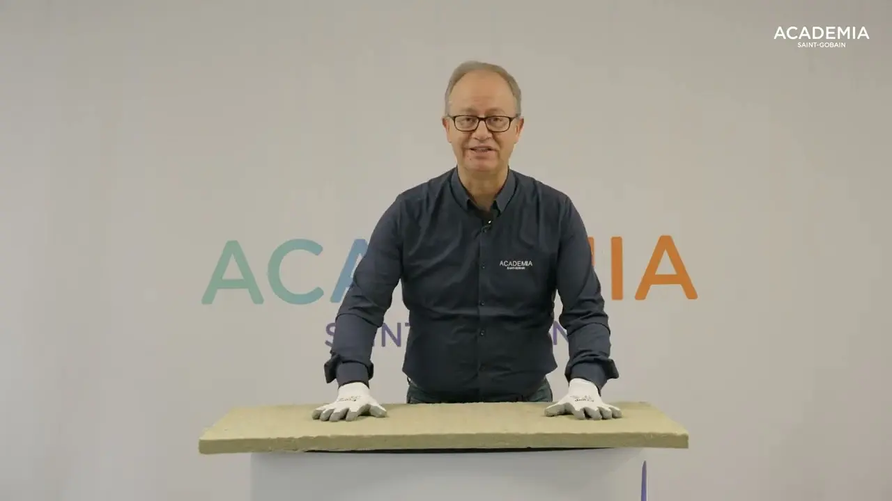 Como isolar a sua lareira de forma apropriada, evitando perdas de calor | Saint-Gobain Explica thumbnail